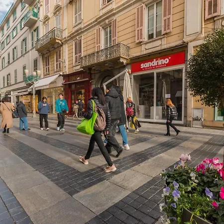 Πανσιόν Le Del Centro