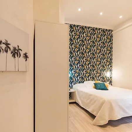 Le Del Centro Πανσιόν