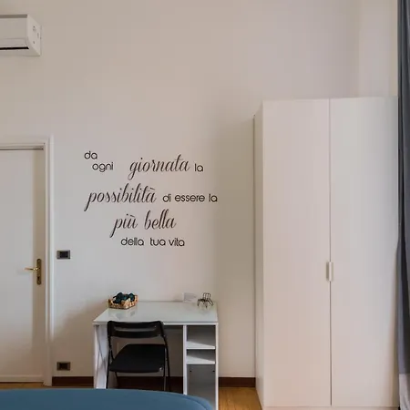 Πανσιόν Le Del Centro 4*